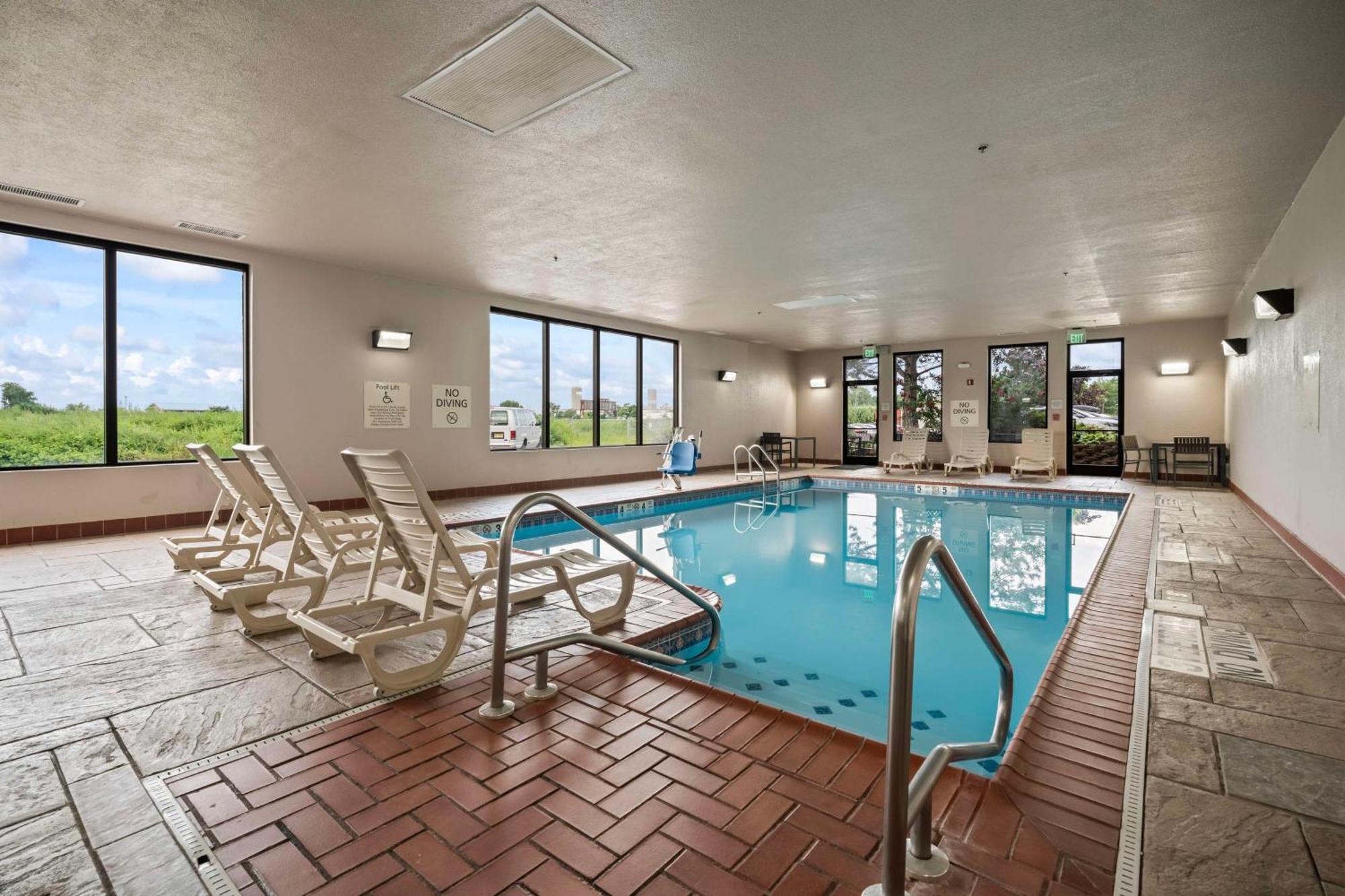 Hampton Inn Ridgefield Park Exterior foto